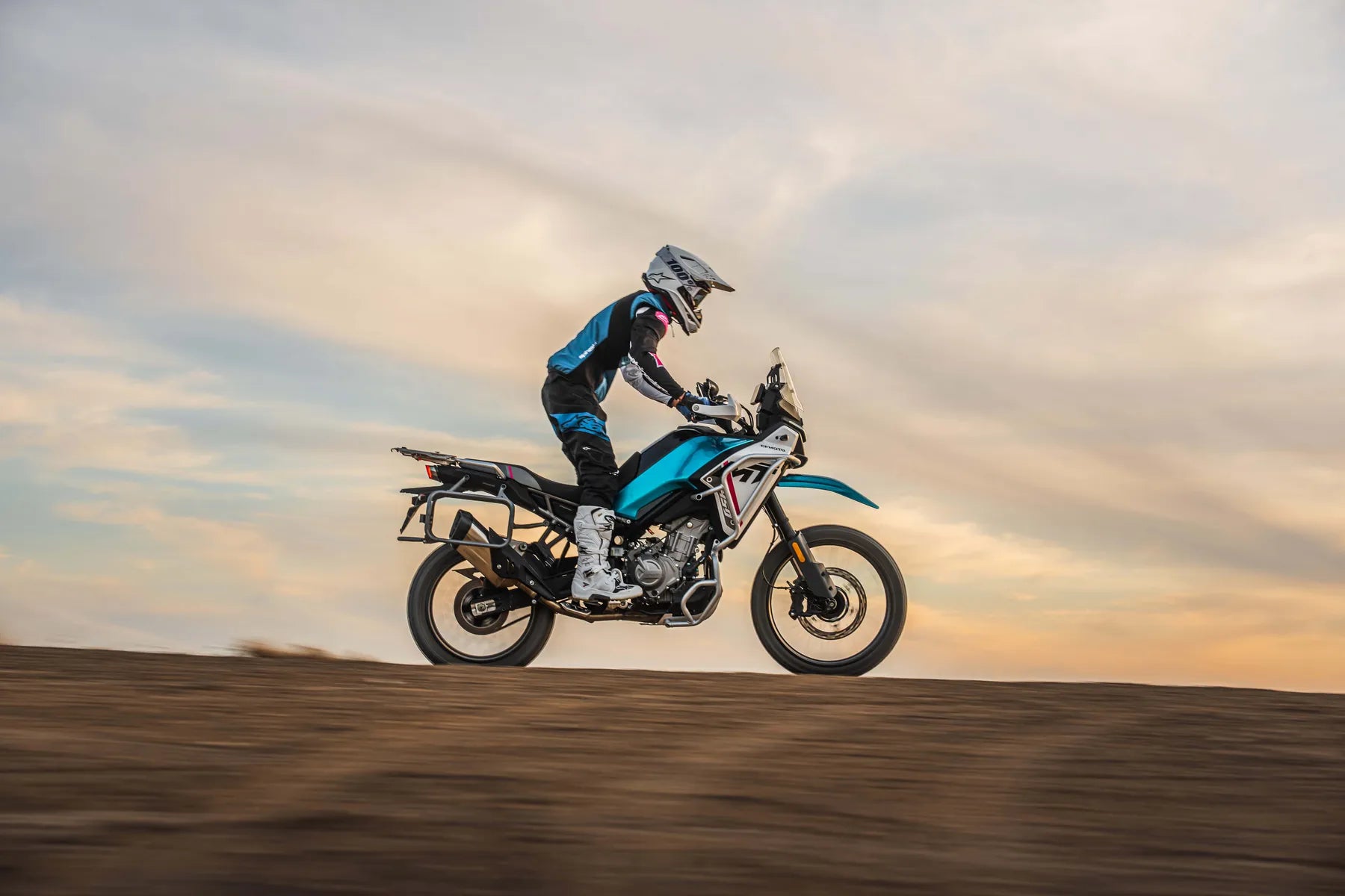 CFMoto Ibex450: The Adventurer’s Choice – Bespoke CFMoto Rider